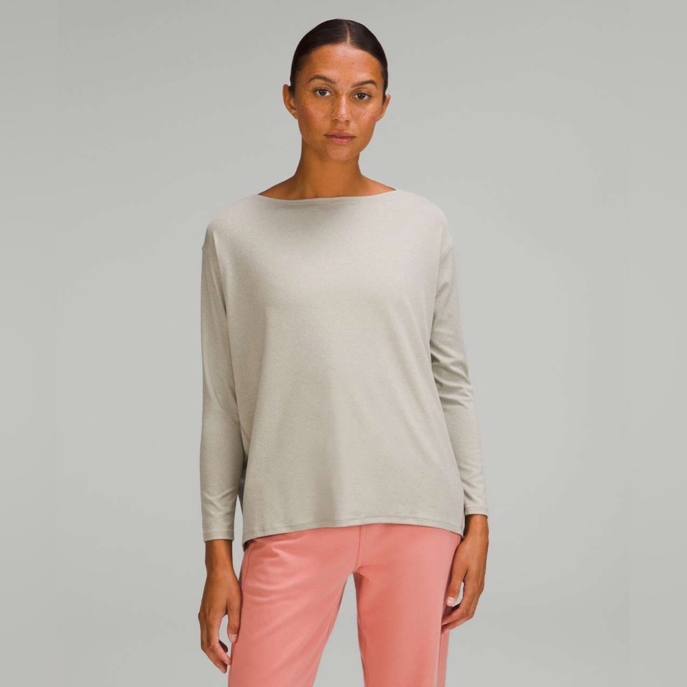 Lululemon Back in Action Long Sleeve Shirt *Nulu
Heathered Raw Linen
